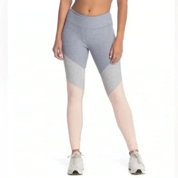 NWOT Outdoor Voices Colorblock Springs Leggings M - Picture 1 of 5